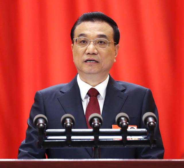 工作報告｜李克強：加強污染防治和生態建設 大力推動綠色發展